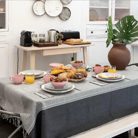 Alfama Street View Lisboa