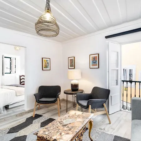 Alfama Street View Apartment Lisbon