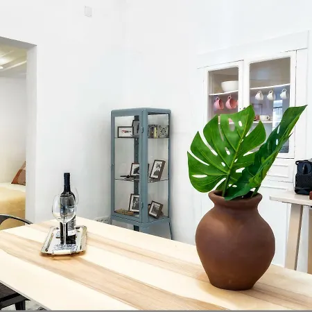 Apartment Alfama Street View Lisbon