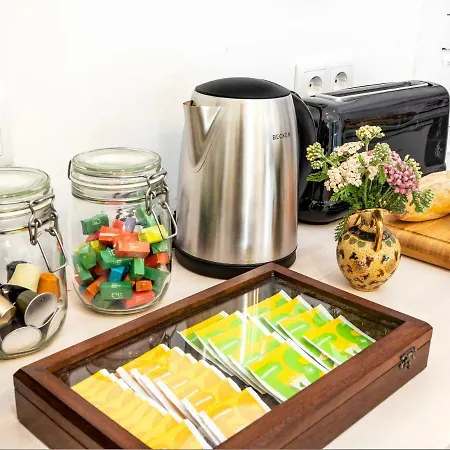 Alfama Street View Lisboa