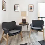 Alfama Street View アパート リスボン
