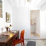 Alfama Street View * リスボン